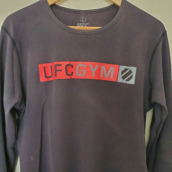 UFC Gym Long Sleeve Shirt Training Gear Men's Large Black Red Print Pre-owned - Picture 2 of 12